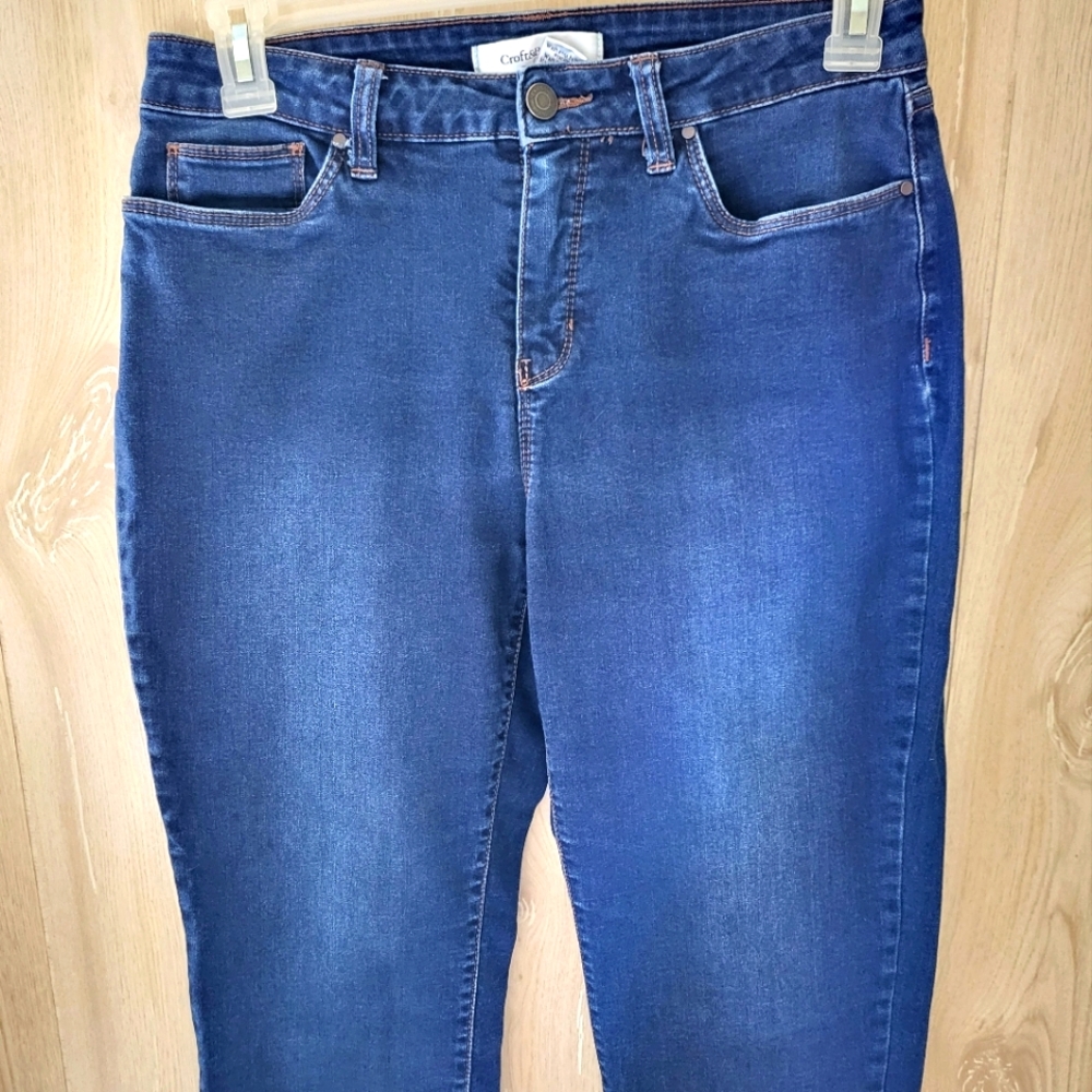 Croft & Barrow cropped stretch Jeans dark wash size 10